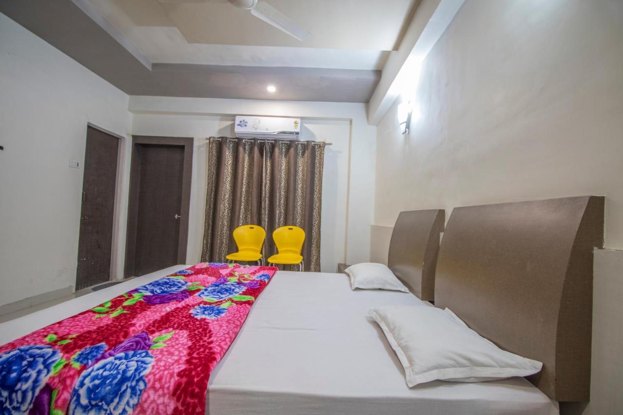 Hotel Yogiraj Palace Shegaon Eksteriør bilde
