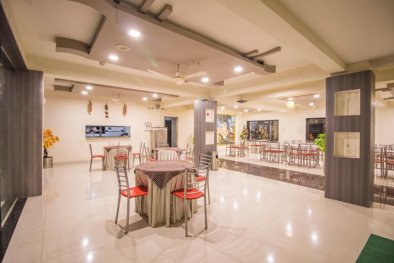 Hotel Yogiraj Palace Shegaon Eksteriør bilde
