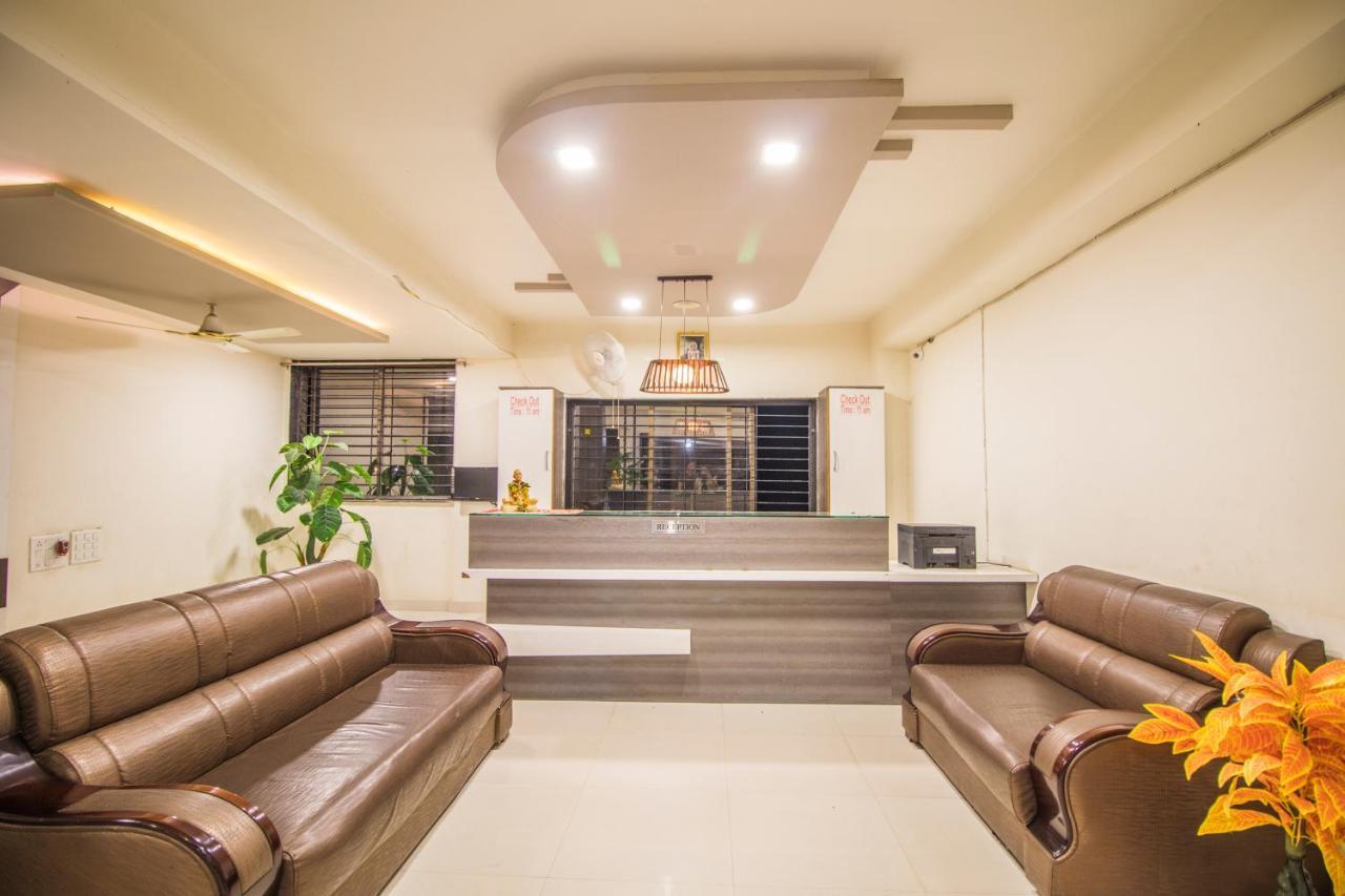 Hotel Yogiraj Palace Shegaon Eksteriør bilde