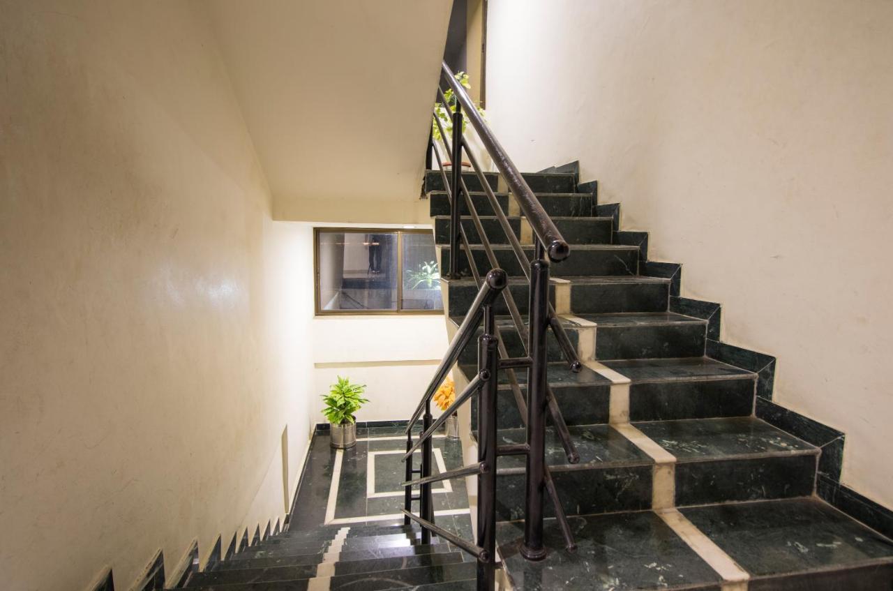 Hotel Yogiraj Palace Shegaon Eksteriør bilde