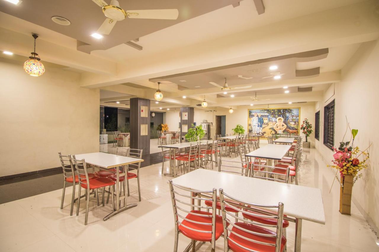 Hotel Yogiraj Palace Shegaon Eksteriør bilde